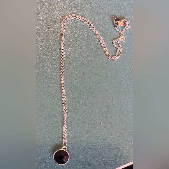 Stella & Dot Trinity Necklace - like New - Picture 3 of 4